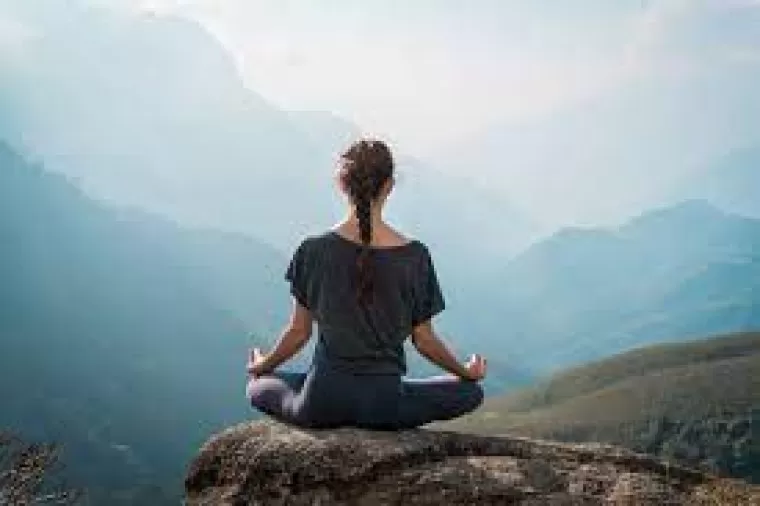 Meditation : मन की अवधारणाओं को नियंत्रित करने का आध्यात्मिक कला